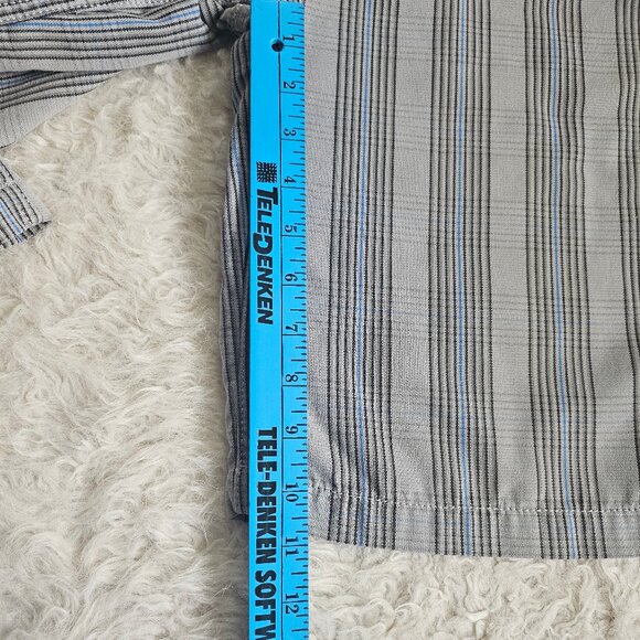 Vans Men’s Gray Striped Shorts Size 32 - Picture 5 of 10